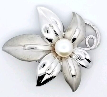 Vintage Sterling Silver Flower with 9mm Round Center Pearl Brooch/Pin 19.6 Grams