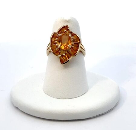 10k Yellow Gold Citrine Ring, Size 6.25, 4.1grams