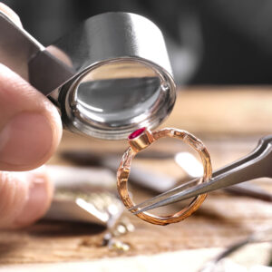 Inspecting a Ring_edited