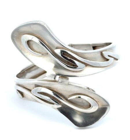 Taxco FCG .925 Sterling Silver Hinged Bangle Bracelet - 6.5”, 40.5g