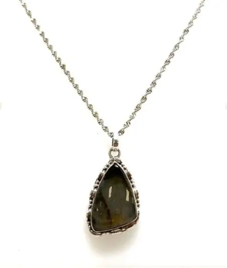 16” 925 Sterling Silver Singapore Chain Necklace w/ Labradorite Pendant 9.6g