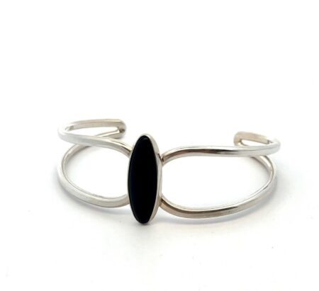 925 Sterling Silver Oval Onyx Cuff Bracelet 16.4g