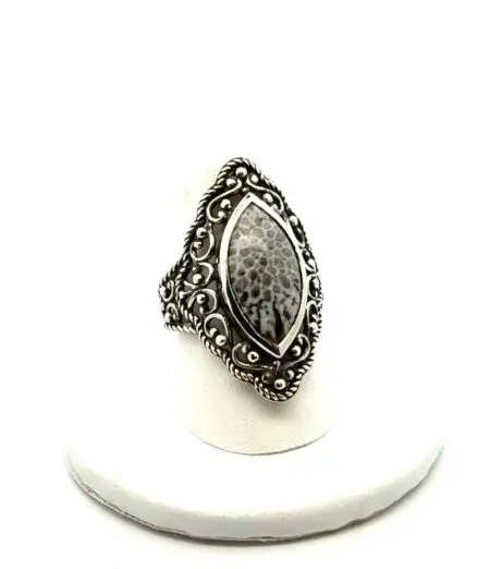 Vintage D’joy 925 Sterling Natural Black Coral Marquise Ring Size - 7, 8.3g