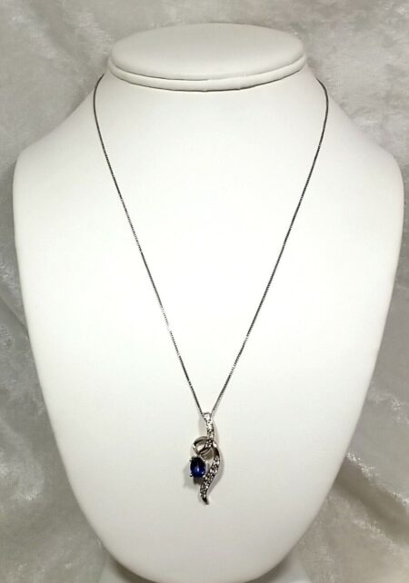 Sterling Silver 925 Blue & White Topaz Pendant 18" Necklace 3.2 Grams